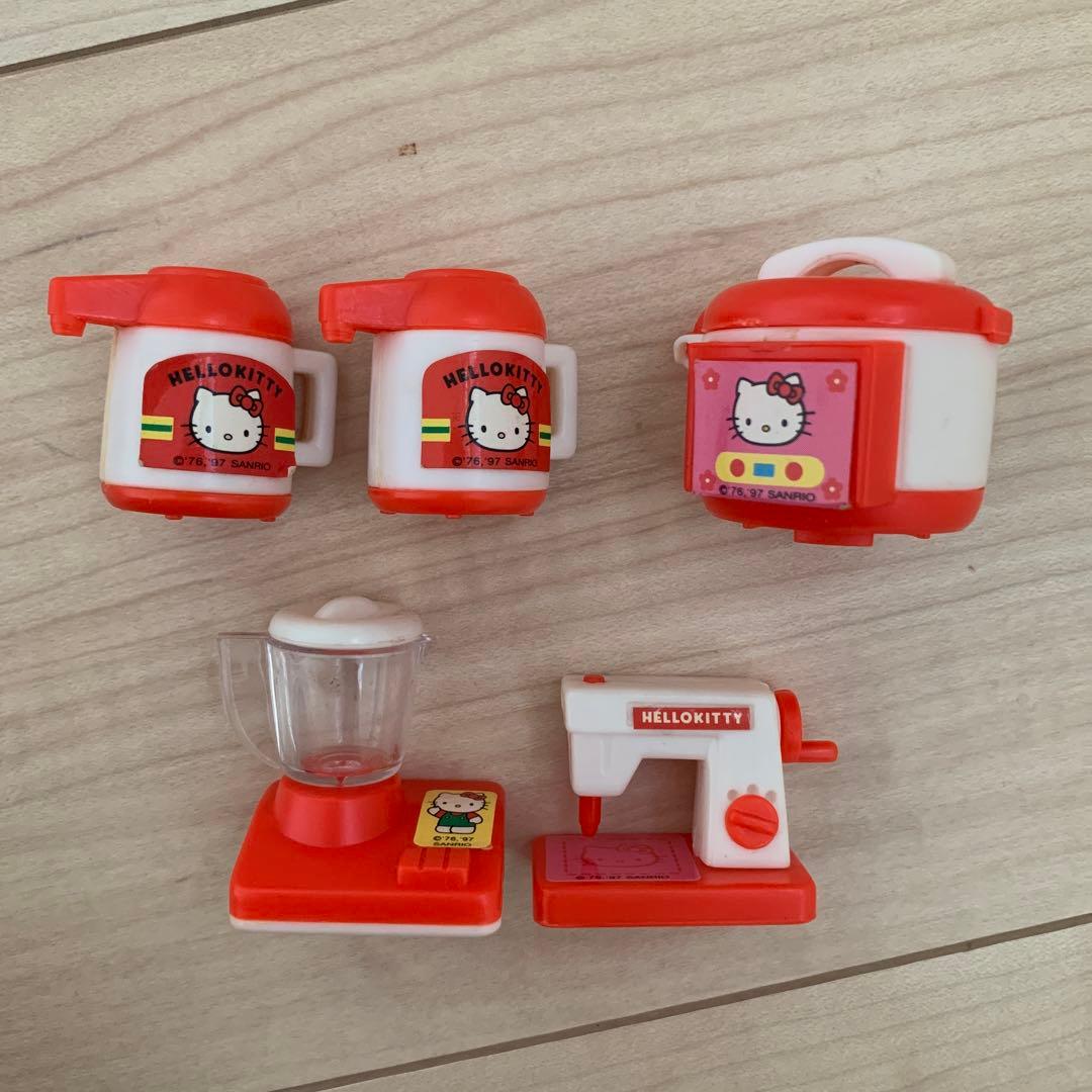 平成レトロ　サンリオ　ハローキティ　ミニチュア　食玩　ままごとセット　生活用品