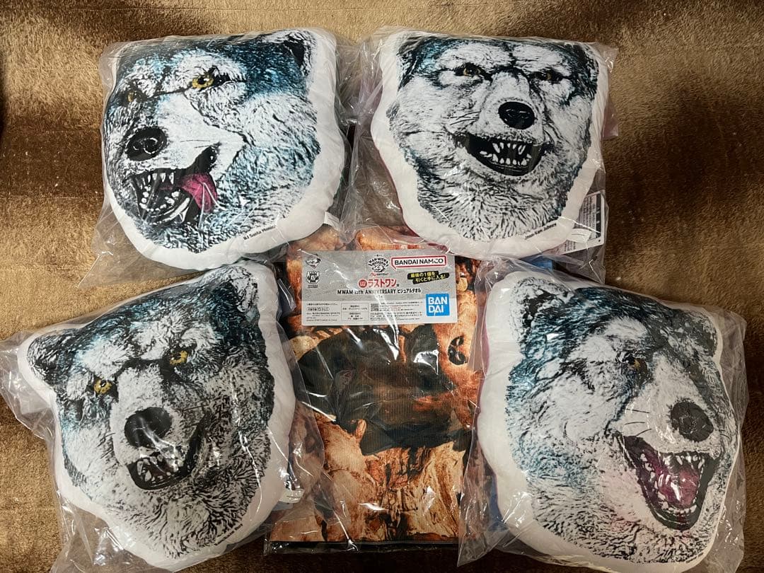 マンウィズ 一番くじ クッション4種 タオル - メルカリ