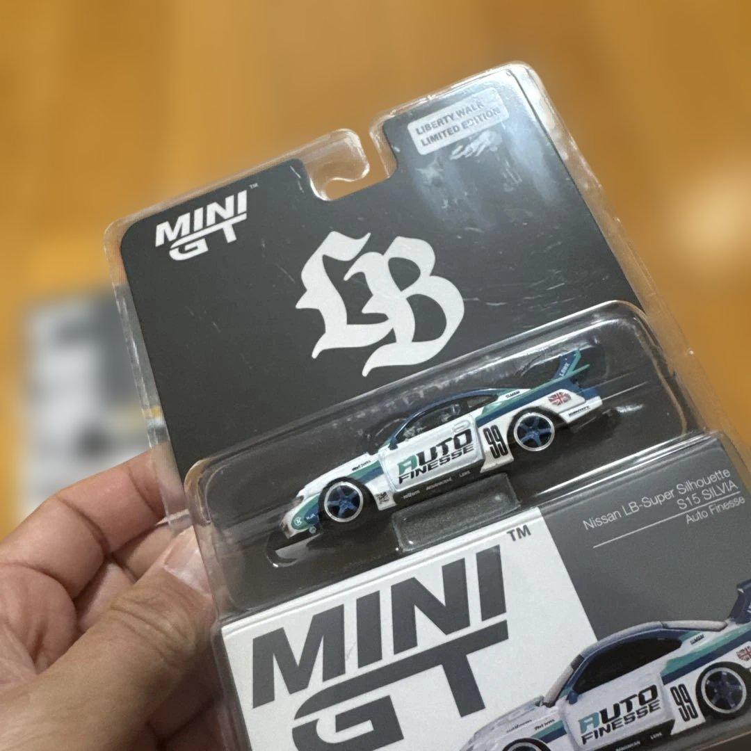 MINI GT 限定 日産LBWK S15 SILVIA シルビア 2台セット