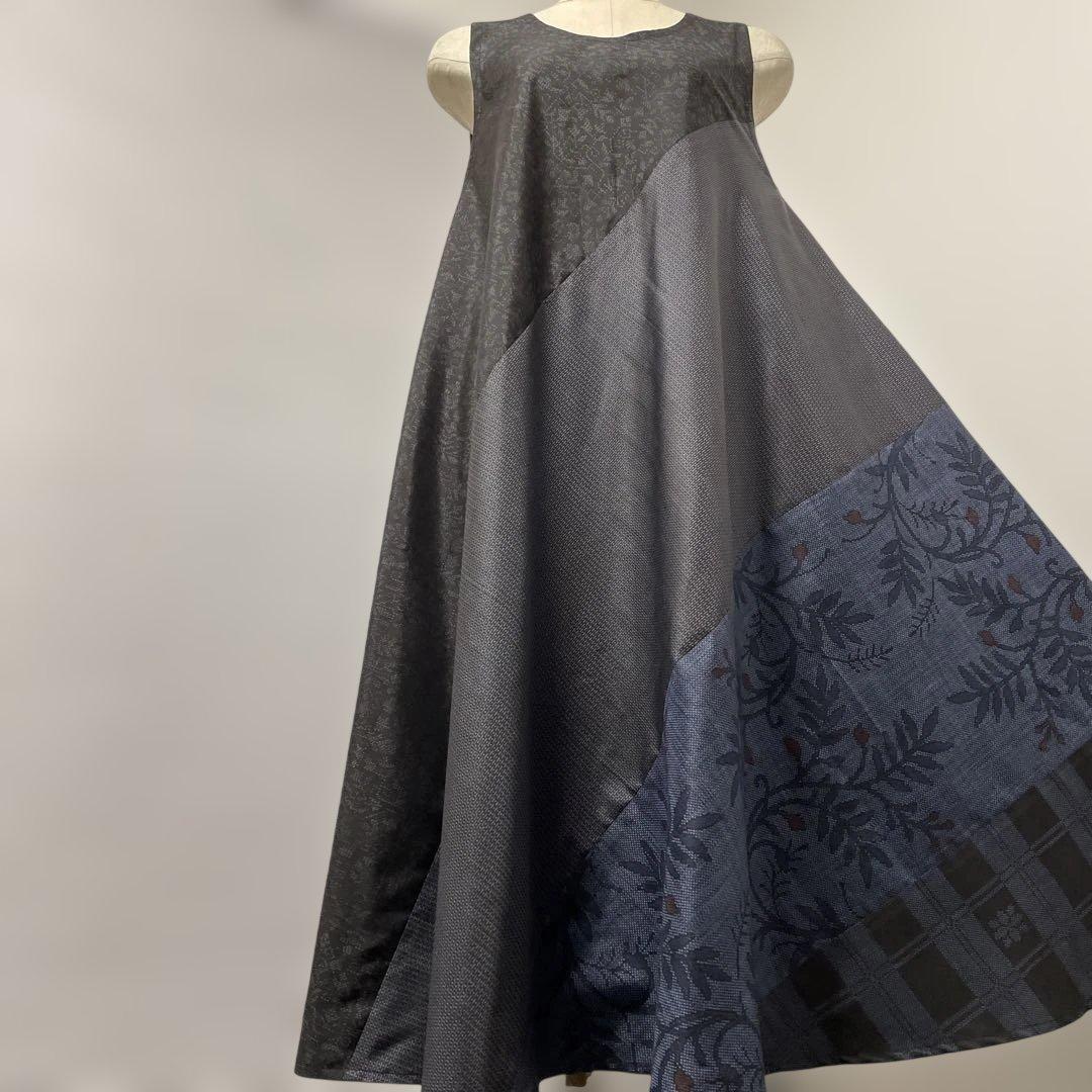 着物ワンピーステントラインロング丈《9》大島紬や紬等(7マルキ含)Mサイズくらい