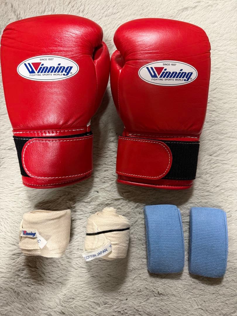 最終価格Winning ボクシンググローブ 8oz レッド Winning ボクシンググローブ 8oz 赤 Winning ボクシンググローブ 8oz
