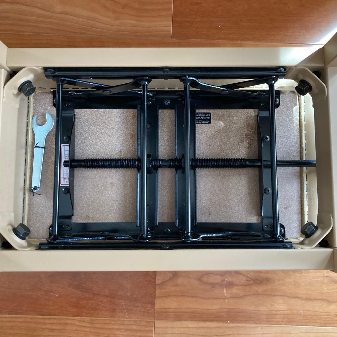 直接引取可】ローランド 21年製 HP702 電子ピアノ マット付きの通販は