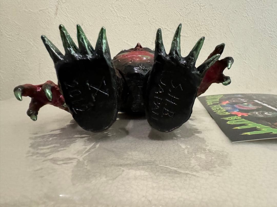 スーフェス一点物マーミット限定SKULL BUTT フィギュア Mutants