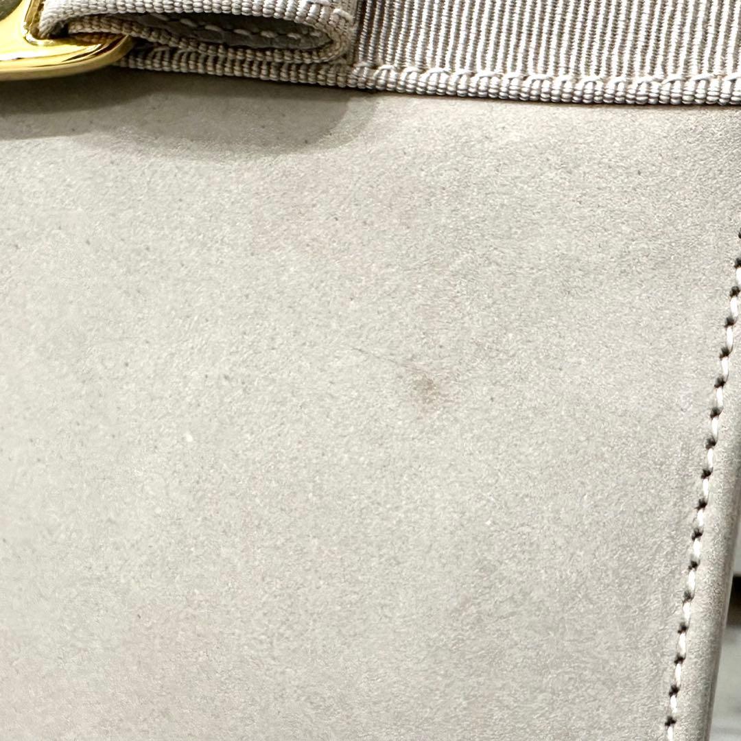 希少 フェラガモ ヴァラリボン がま口 スエード 2way ハンドバッグ