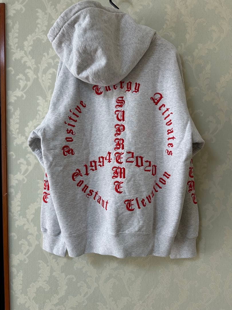 新品未使用　supreme フーディー　サイズL