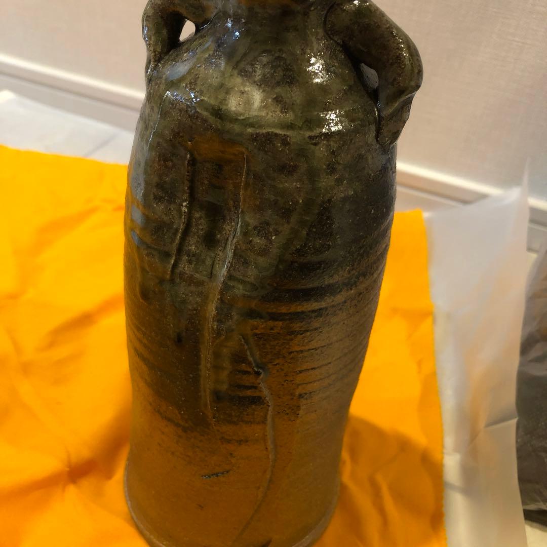 須藤武雄作　灰釉耳付花瓶