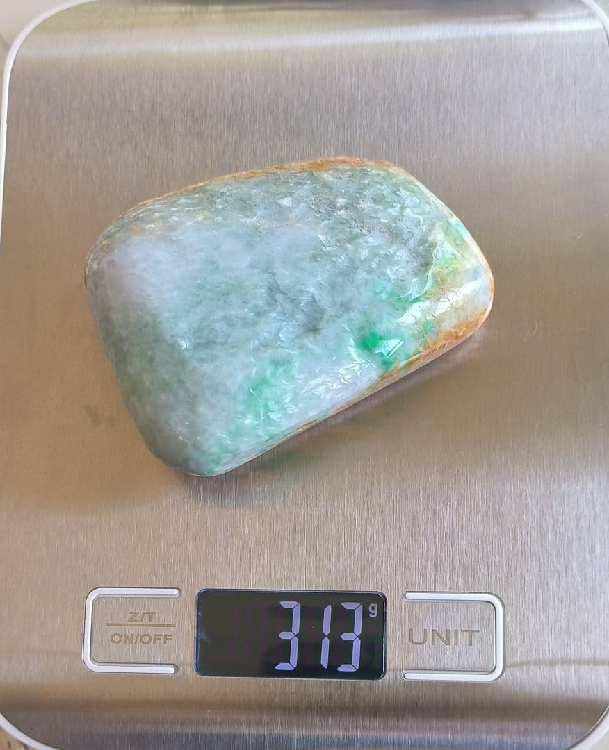 貴重】ミャンマー産黄本翡翠（ジェダイト）の原石（313g）