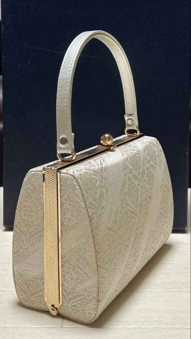 《美品》草履バッグセット　帯地　淡いゴールド