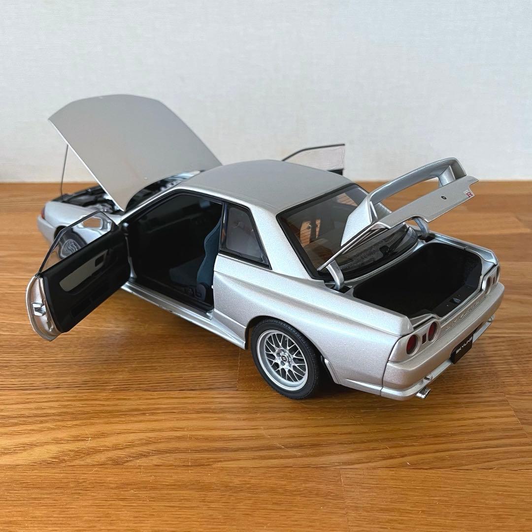 【ミニカー】オートアート1/18 日産スカイラインGT-R V-SPECⅡ