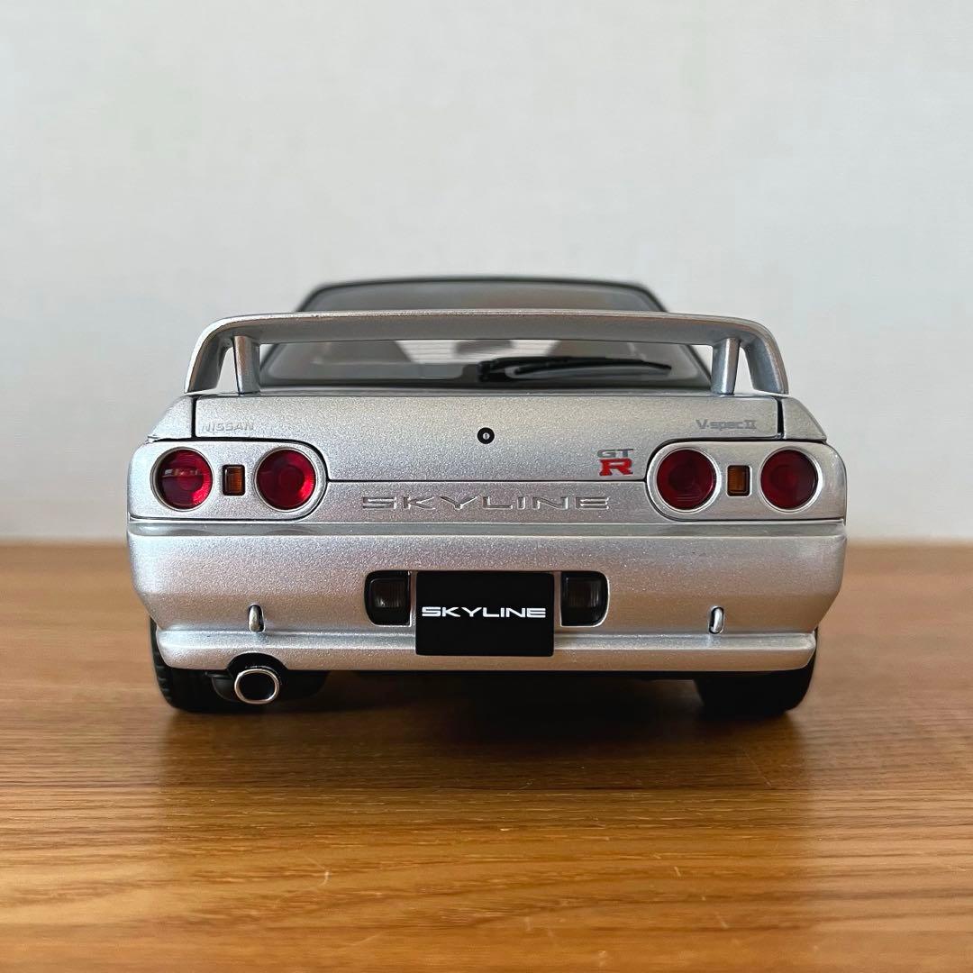 【ミニカー】オートアート1/18 日産スカイラインGT-R V-SPECⅡ