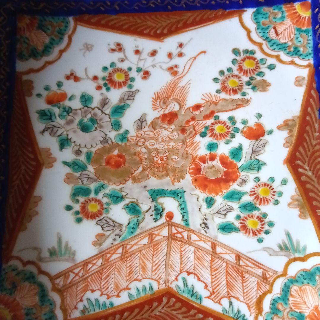 古伊万里唐獅子花の図柄鉢