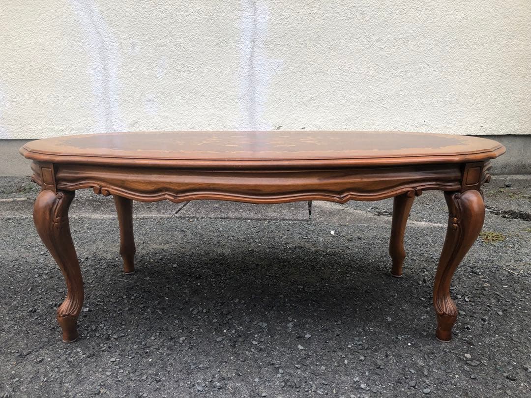 イタリア製　象嵌テーブル　コーヒーテーブル　ダイニングテーブル　猫脚　オシャレ