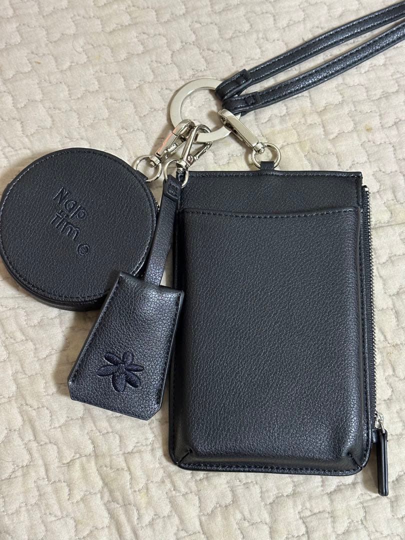 naptime マルチショルダーポーチ nissy 新 モデル