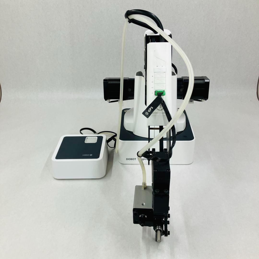 ②卓上 ロボットアーム DOBOT ディスクトップ 通電品 現状品 ジャンク