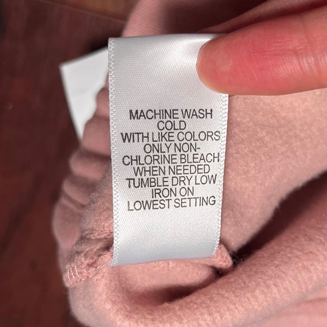 Fog Essentials スウェットパンツ ピンク 反射フォント ロゴ