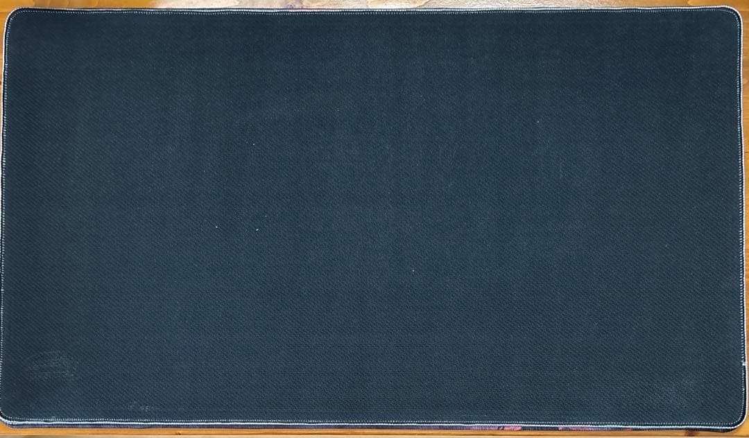 MTG 魔法の林檎のエリエット プレイマット シリアル・サイン入り