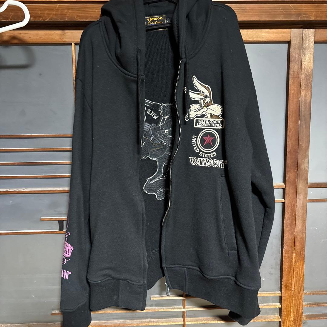 VANSON ワイリーコヨーテ ルーニーチューンズ ジップパーカー