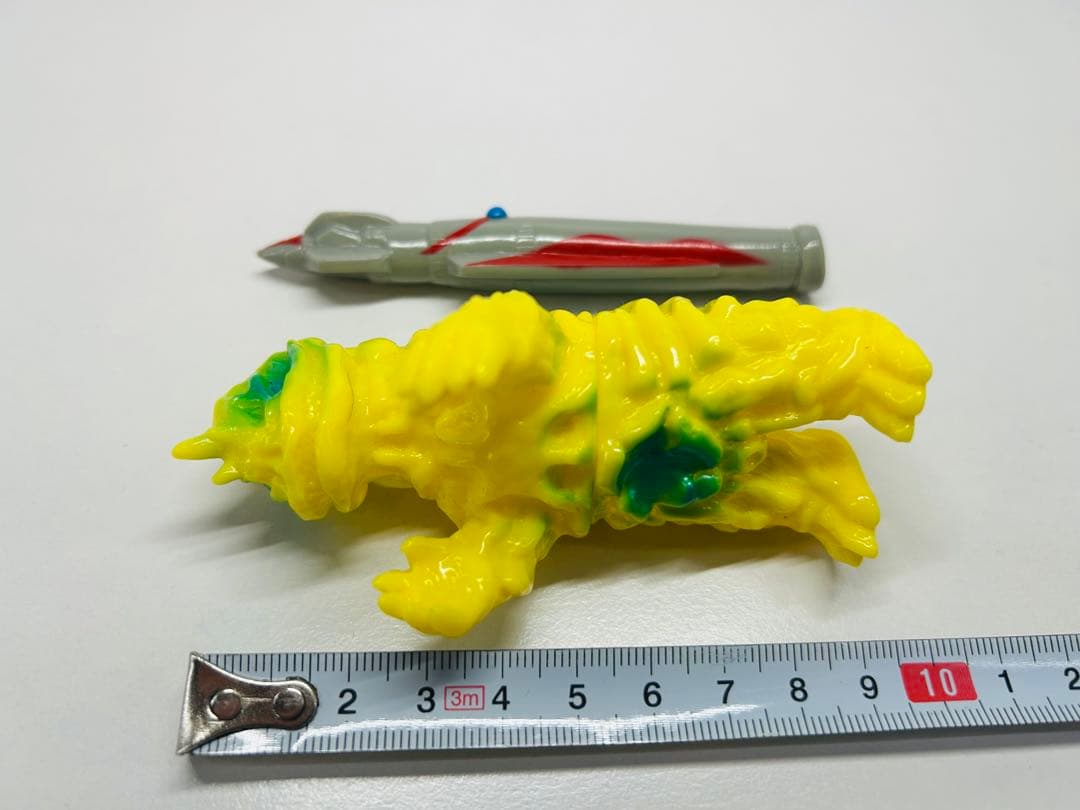 ベアモデル シーボーズ ロケット ミサイル ソフビ 黄色 怪獣 ウルトラマン