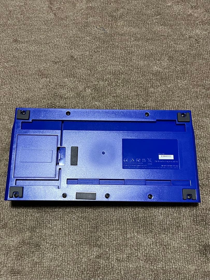 少し値下げ！BOSS GT-1 ギターエフェクター　教科書付き！