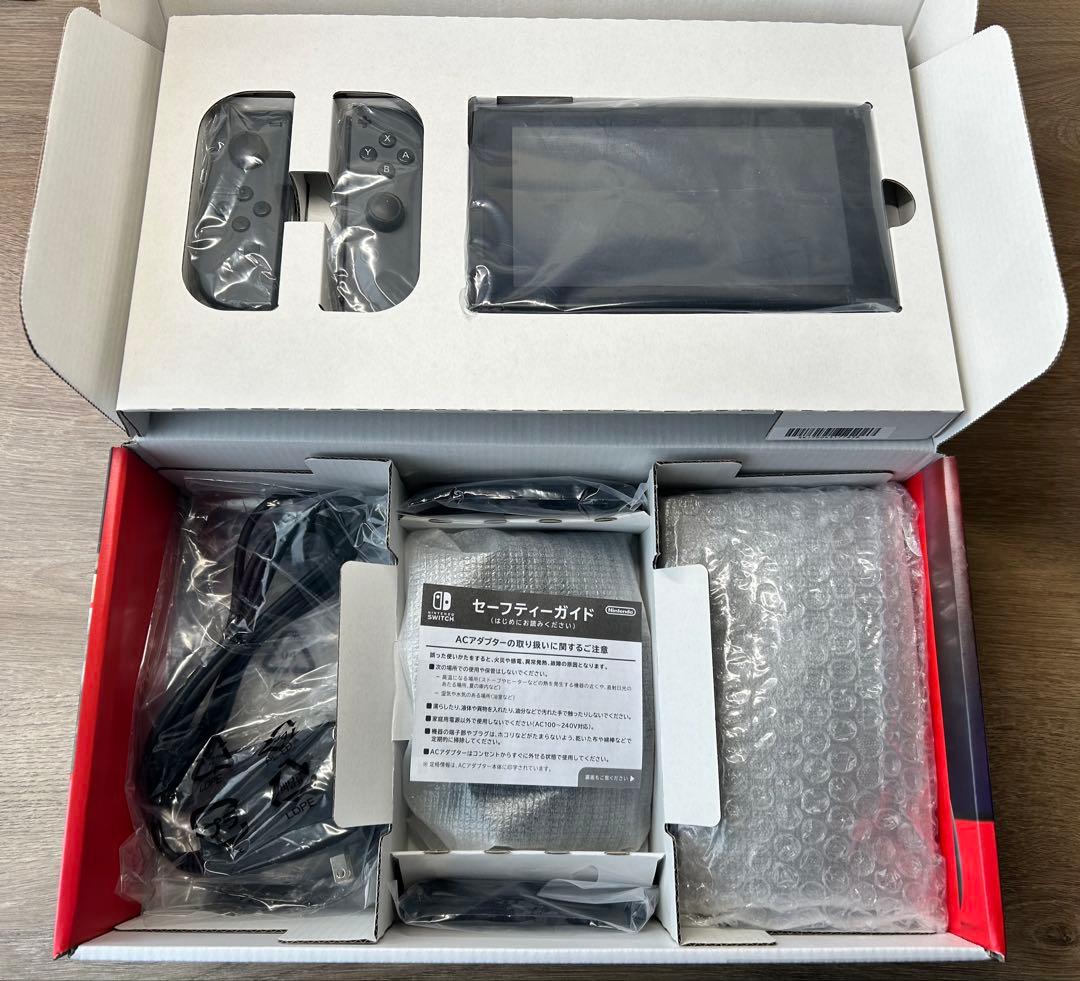 Switch Nintendoグレー　本体　ニンテンドースイッチ
