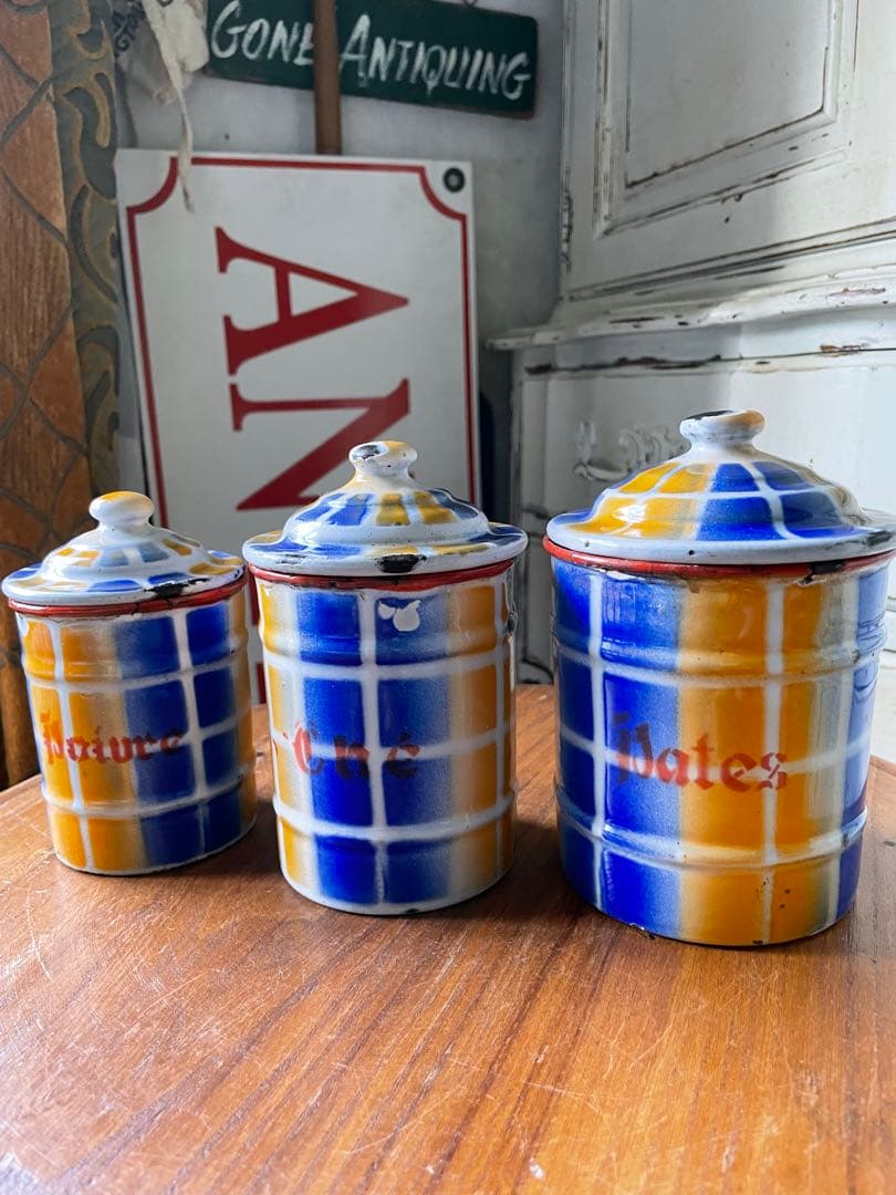 フランス　アンティーク　ホーロー　キャニスター　3個　ブルー　オレンジ　チェック フランス アンティーク ホーロー キャニスター 3個 ブルー オレンジ