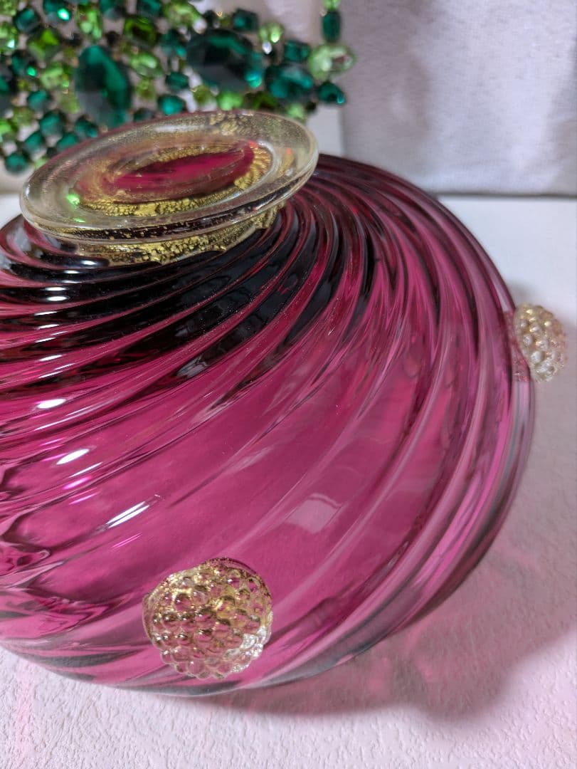 ベネチア クランベリーのガラスボウル 波状の縁取り お値下げ中