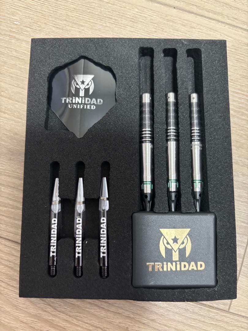 ダーツ　ロー タイプ4 ジェームズ・ローモデル 2BA