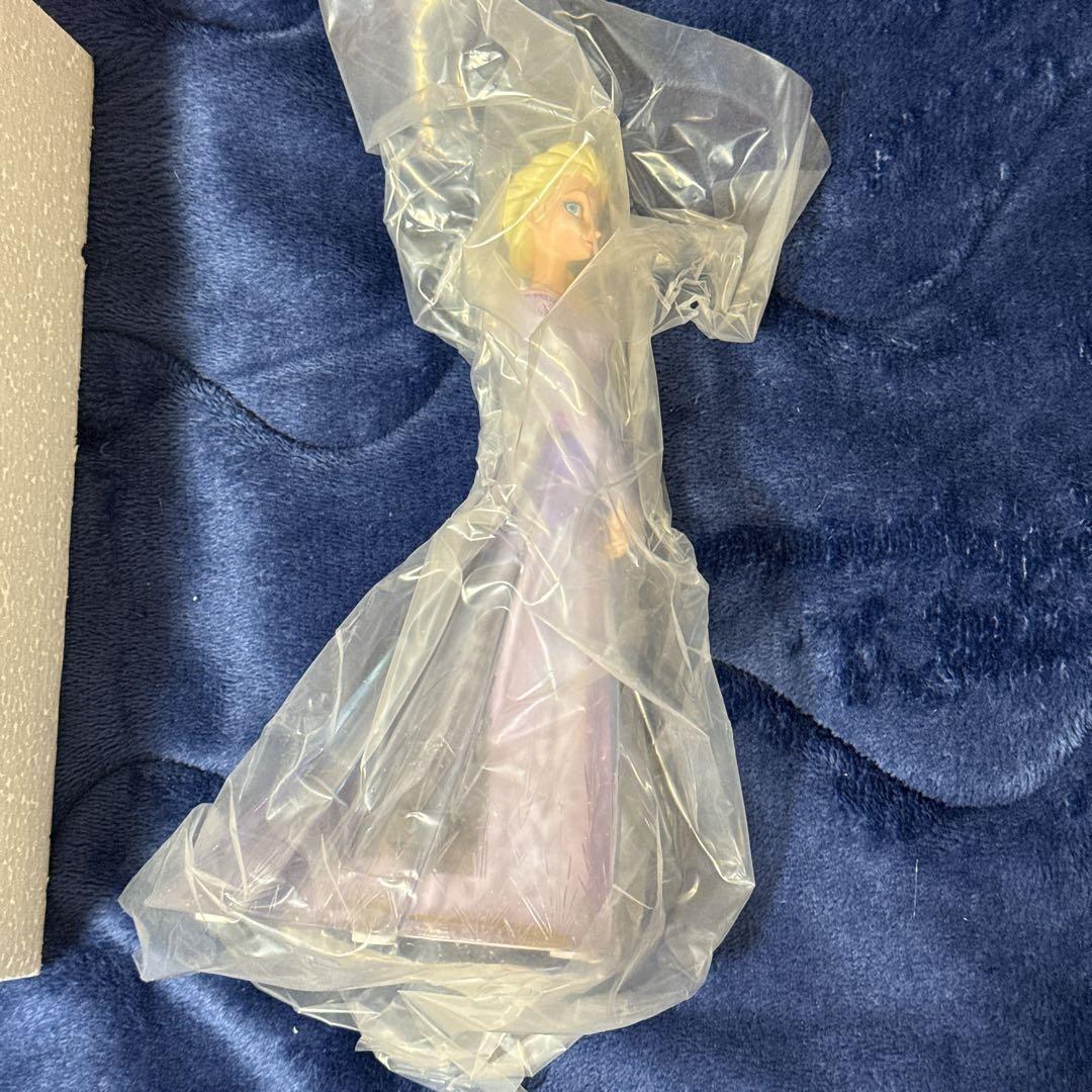 アナと雪の女王 エルサ ナイトドレス LEDフィギュア ディズニーストア