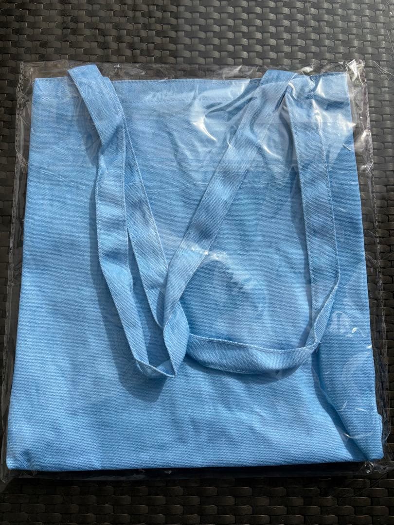 JENNIE J2NNI5 トートバッグ popup 写真展 代官山 蔦屋 - メルカリ