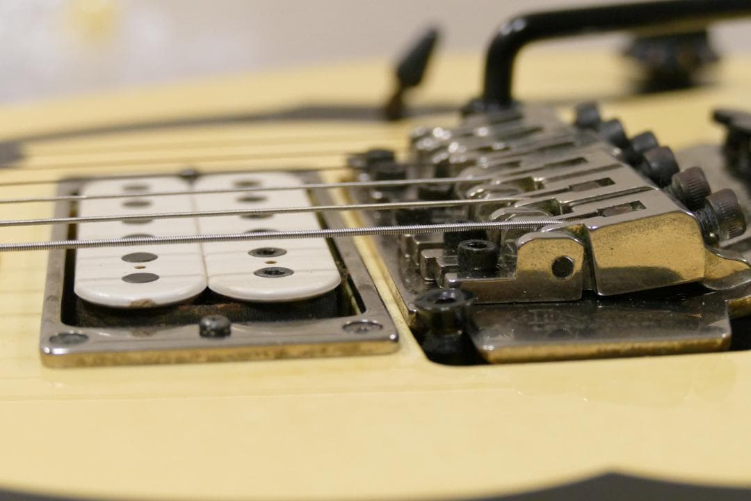 アイバニーズ エレキギター PGM30 （ポールギルバートシグネチャー）【中古】