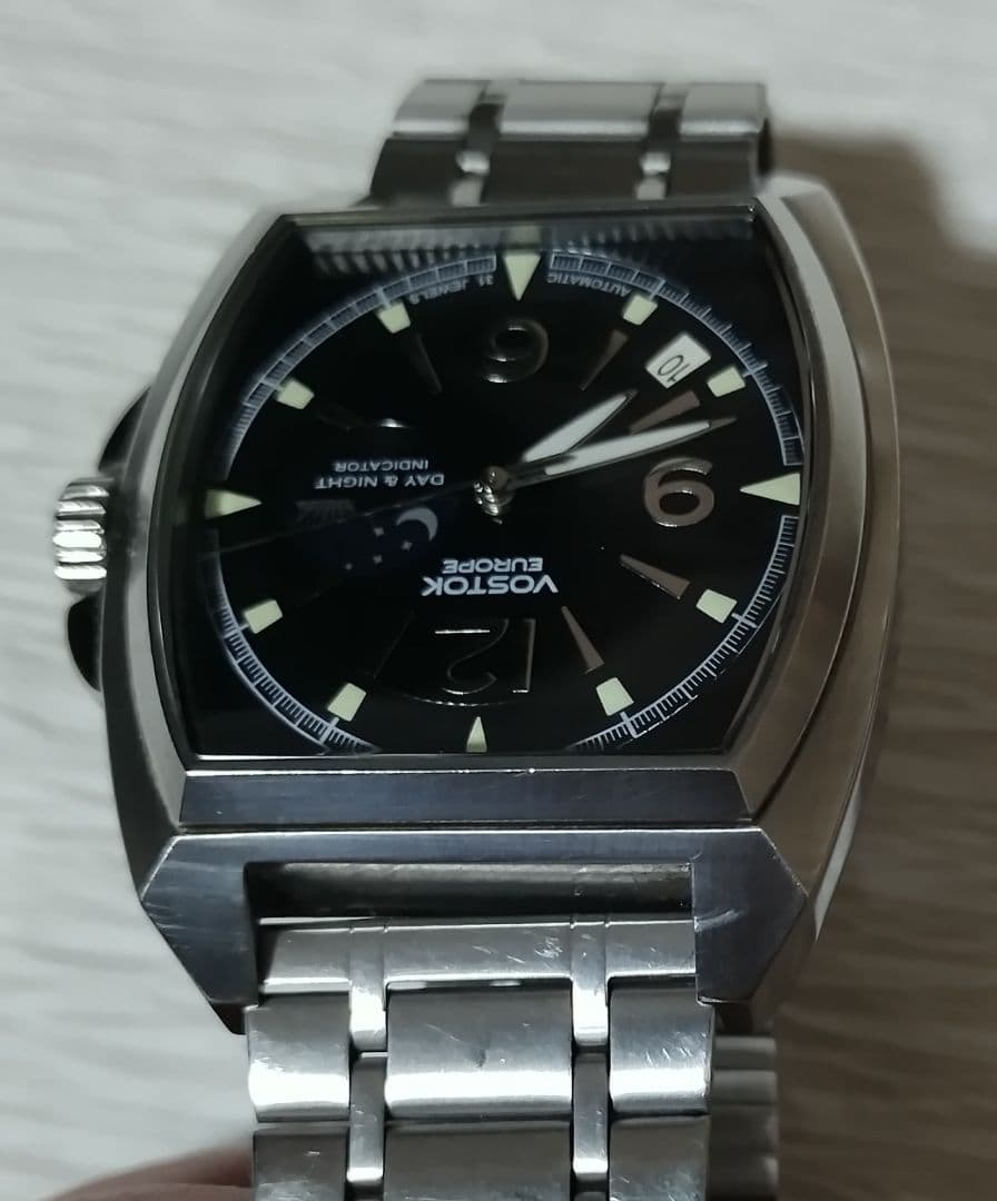 【動作品】VOSTOK EUROPE 自動巻き機械式 腕時計 トノー型 裏スケ