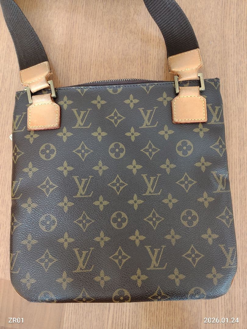 ルイヴィトン　ポシェットボスフォール　モノグラム　ショルダーバック