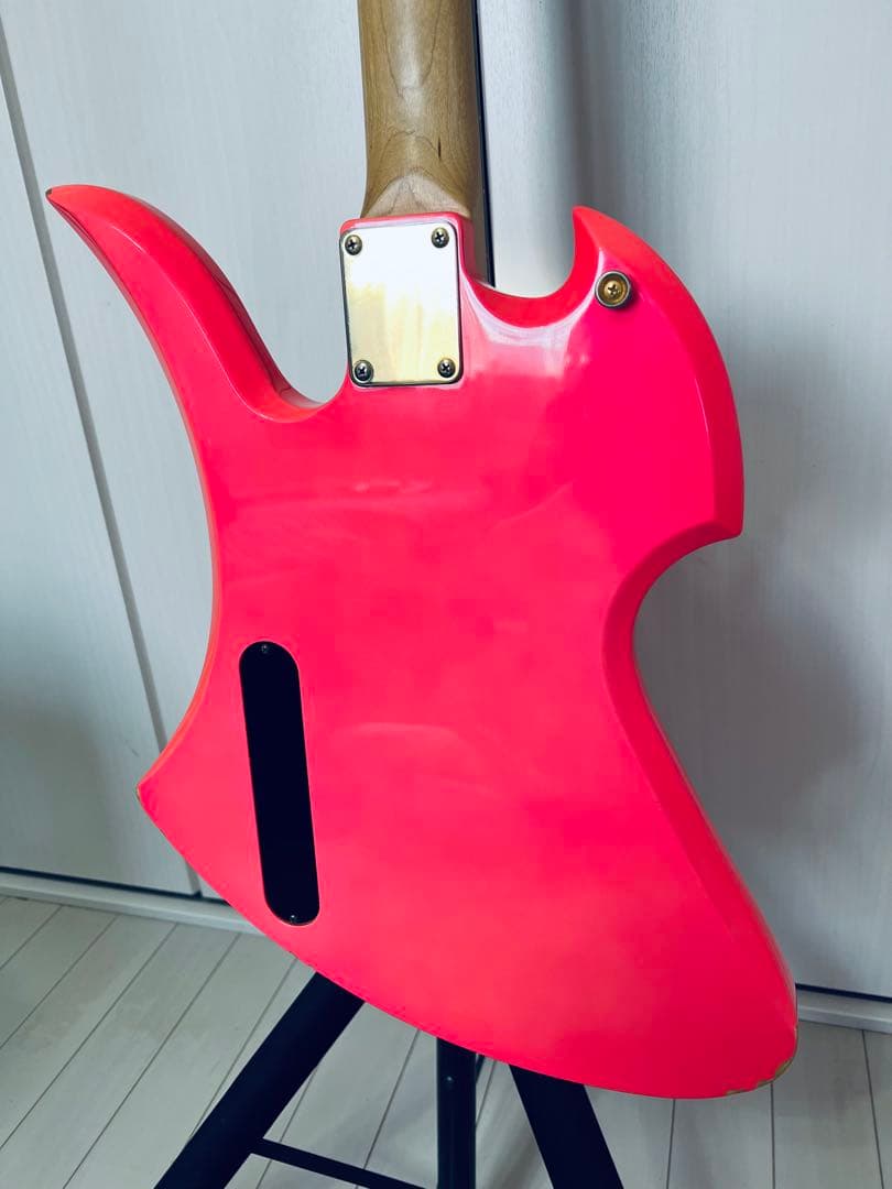 TARGET by FERNANDESモッキンバードMGT-48hide モデル