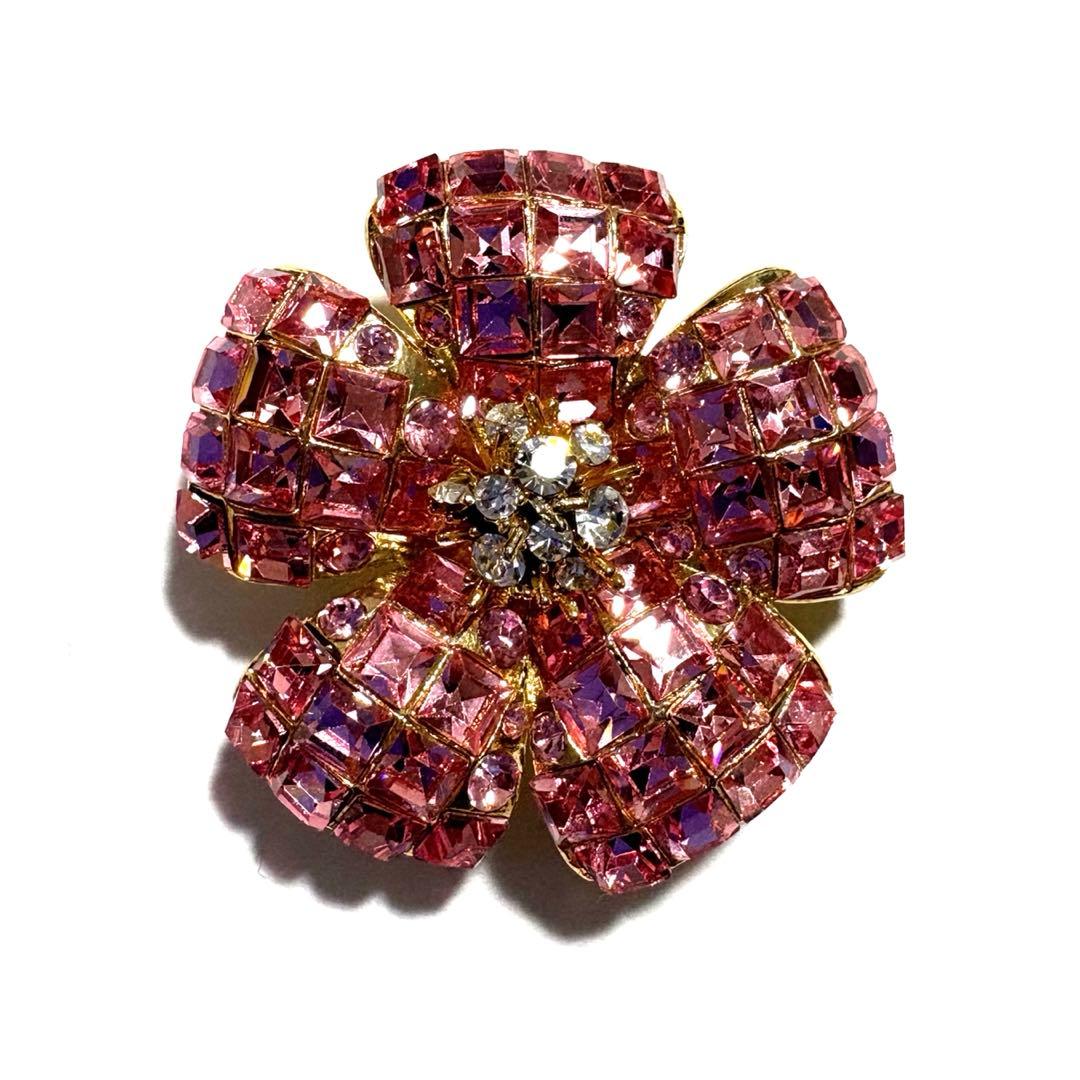 美品】FOXEY/フォクシー FLEUR/フルール？ ブローチ ピンク - メルカリ