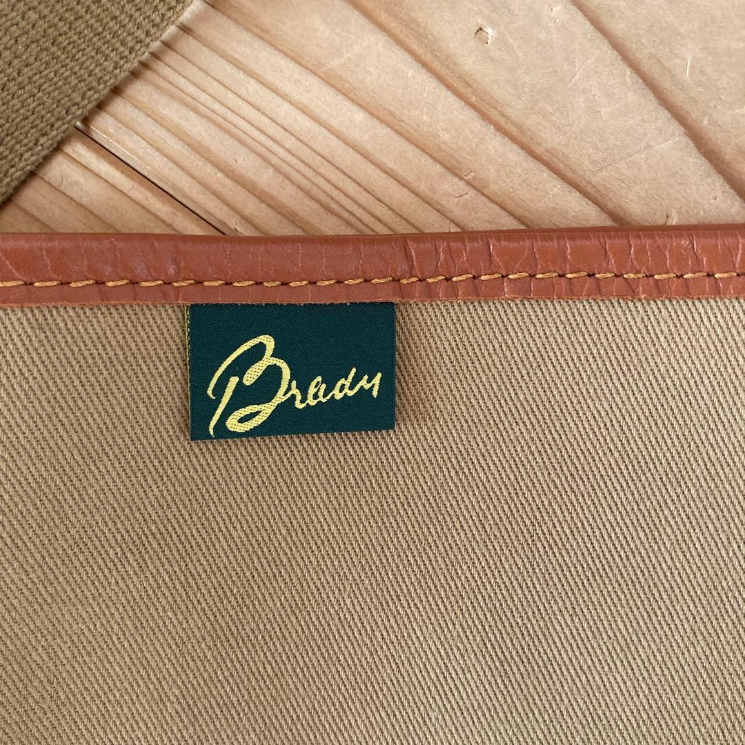 美品 廃盤 Brady ブレディ ショルダー カーキ