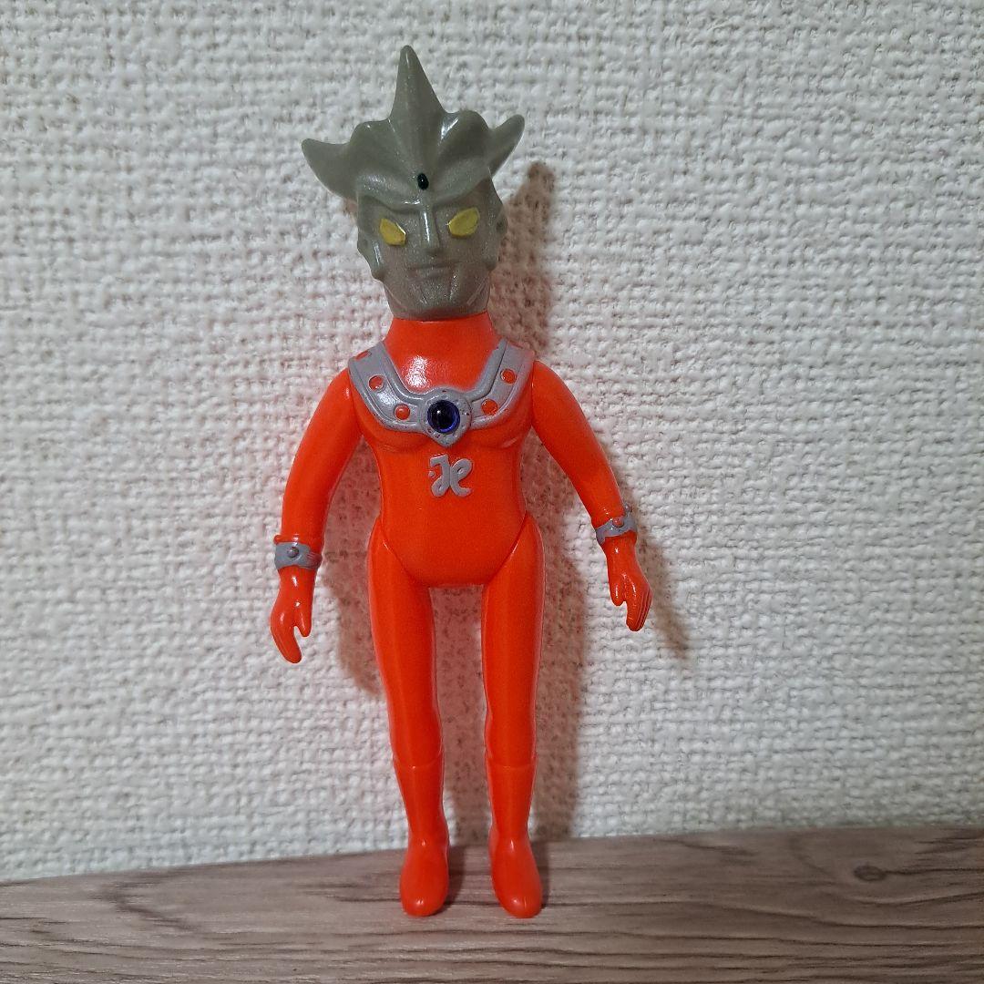 ソフビ　ウルトラマンレオ　タカトク