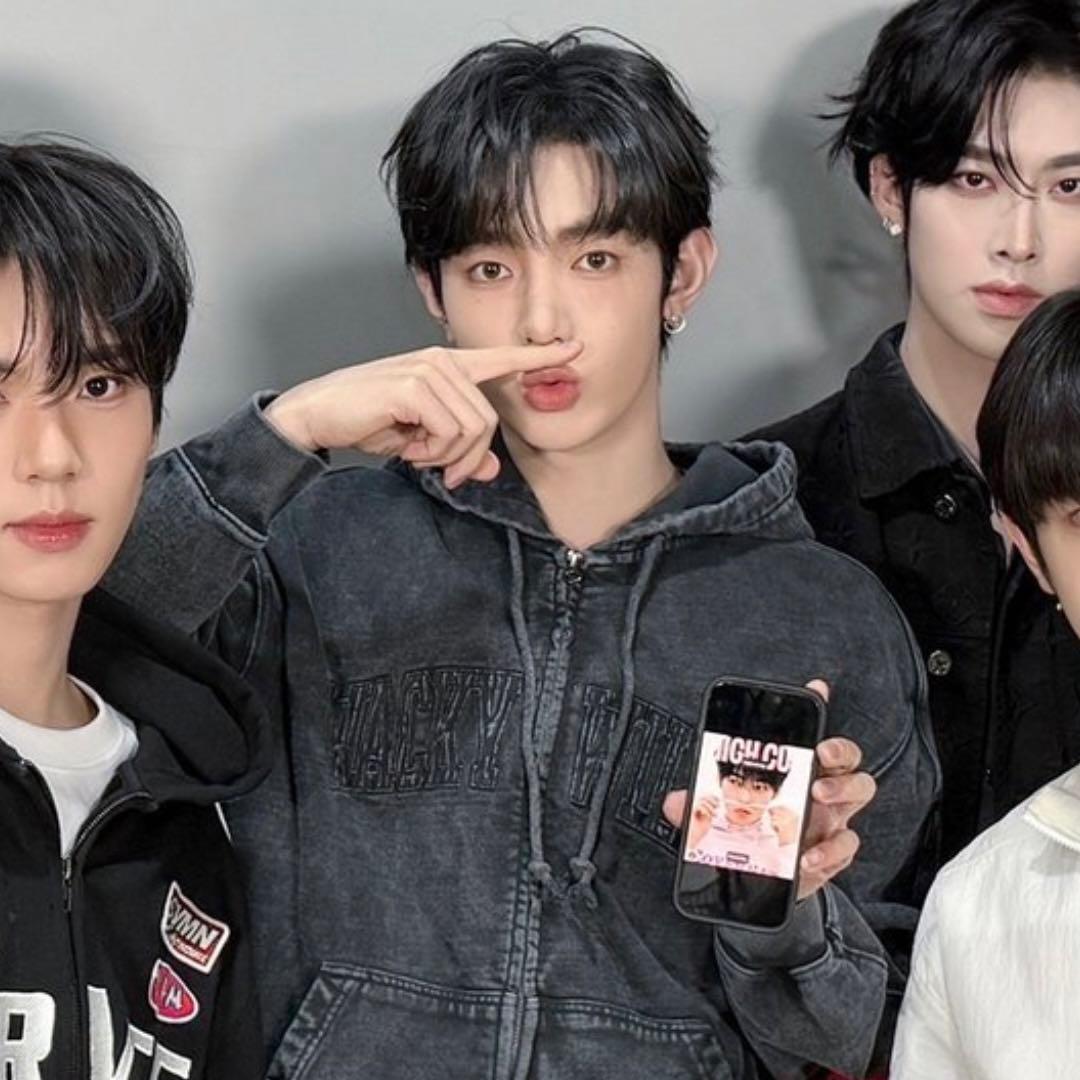 zb1 ゼベワン ジャンハオ チェキ ポラロイド ヨントン