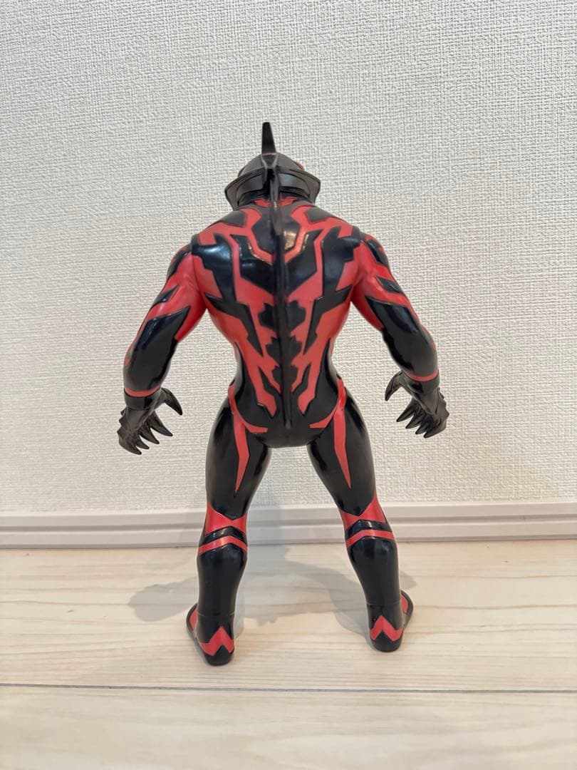 ブルマァク 怪獣シリーズ ウルトラマンベリアル メタリック