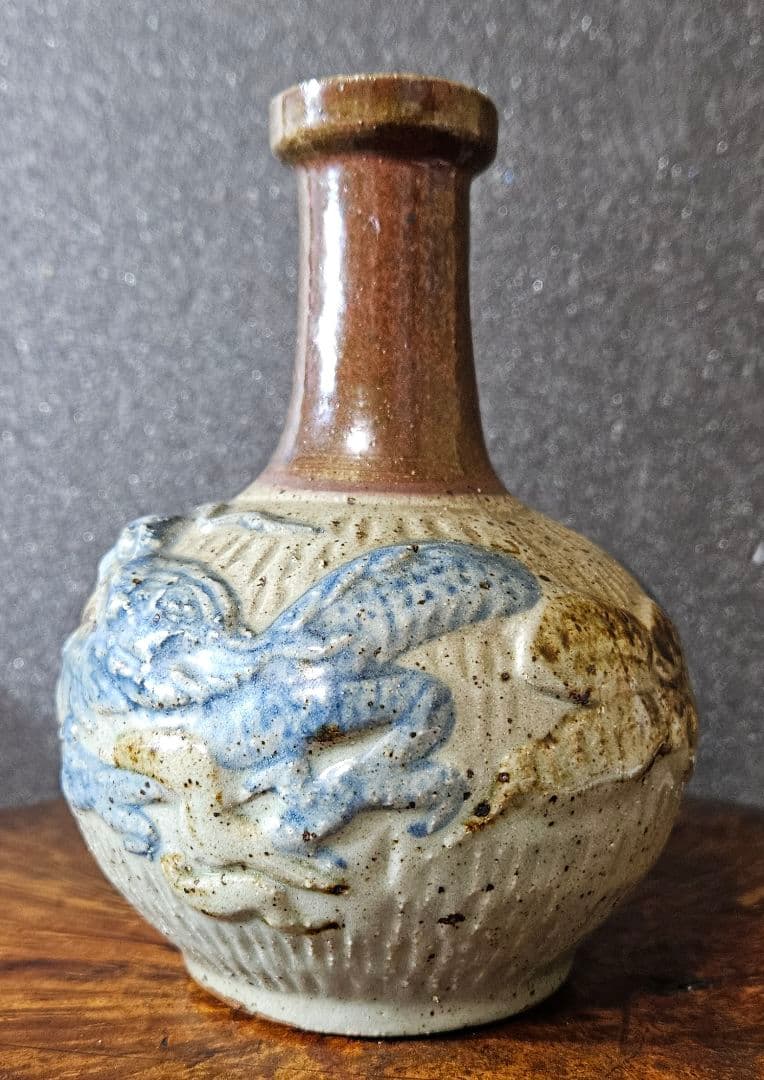 時代古作品❗沖縄の焼物　古琉球　壺屋焼　やちむん　陽刻浮彫色絵　雲龍巻き壺　徳利