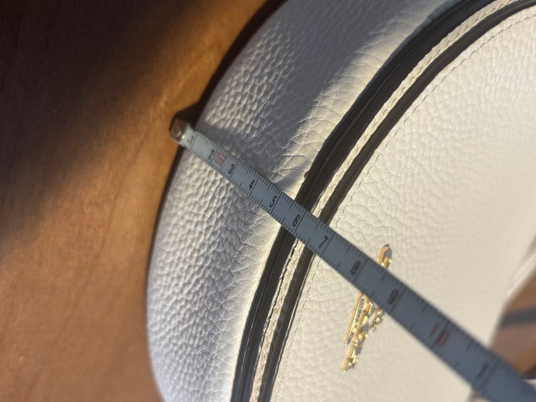 COACH コーチ ショルダーバッグ　ホワイトカラー系