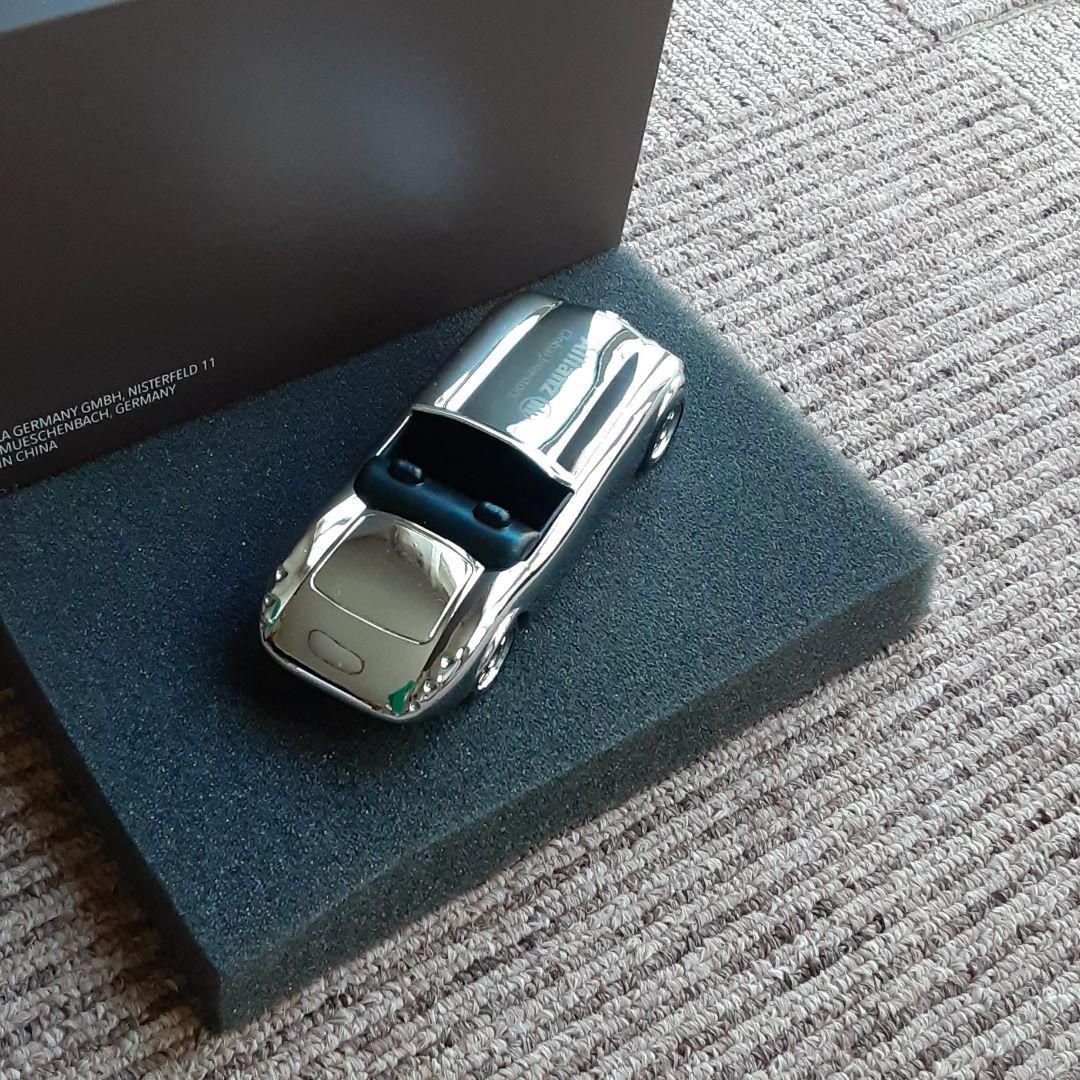 ミニカー　トロイカ　ペーパーウエイト&クリップホルダー　ロードスター