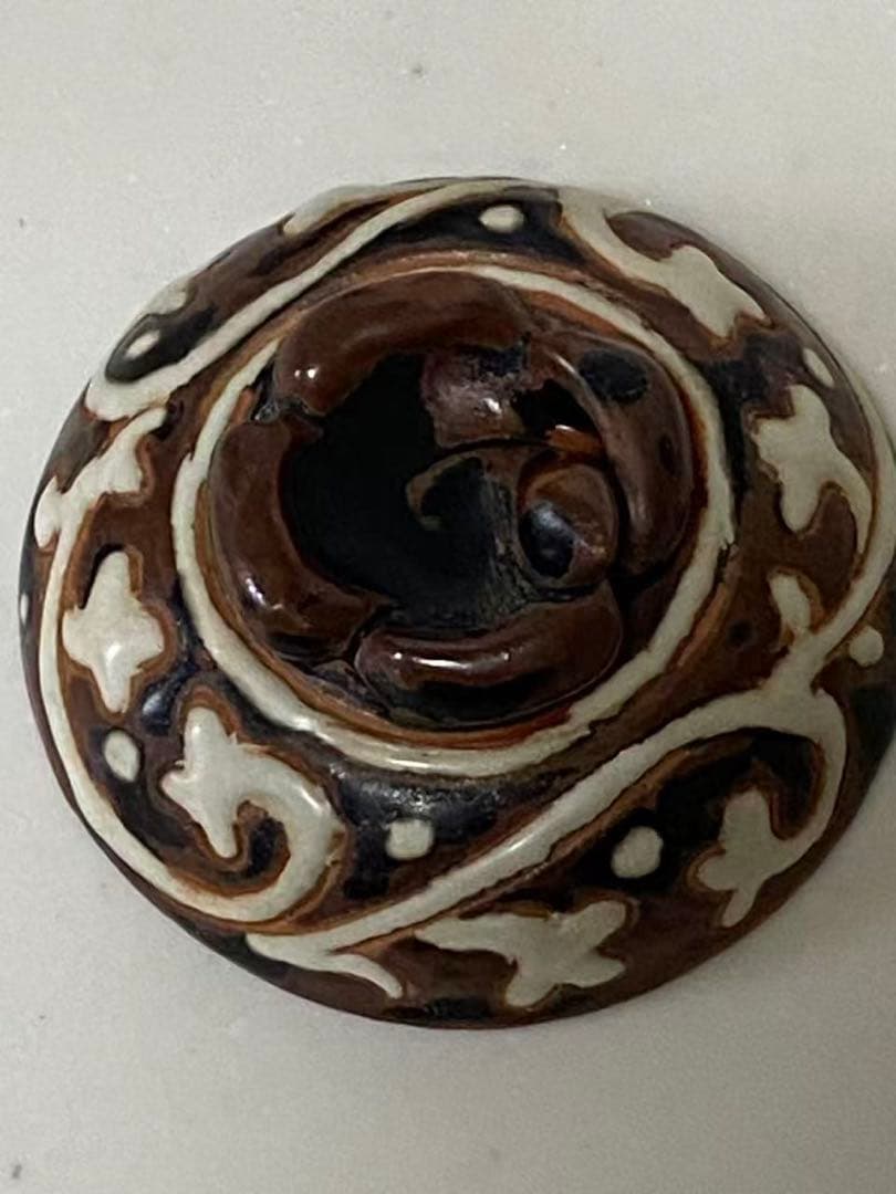 中国美術 磁州窯 白褐釉唐草文 柿香合 唐物 希 少品 古玩