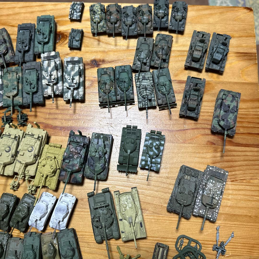 1/144 戦車　自走砲　突撃砲　フィギュア