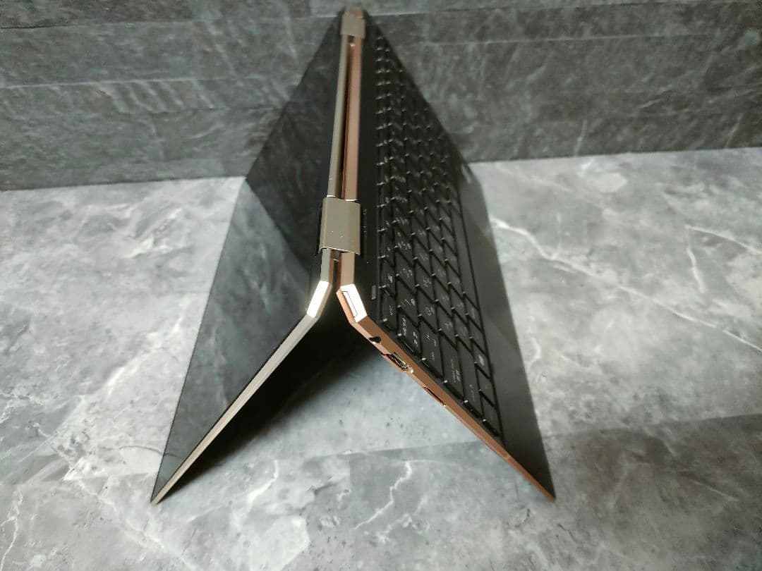 HP SPECTRE corei5 第10世代 新品NVMeSSD256 タッチ