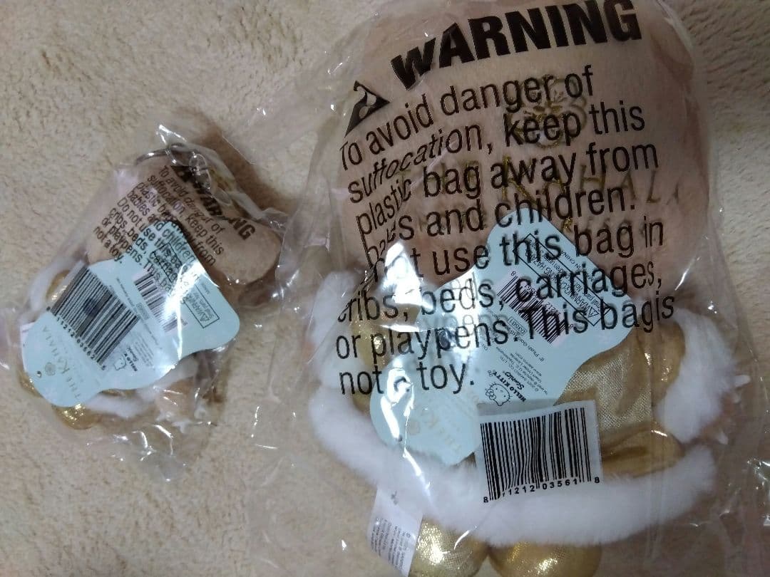 ハワイ　カハラホテル　ホリデーシーズン限定　キティちゃん　ぬいぐるみ