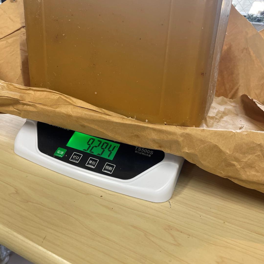 天然ミツロウ　無漂白　山形県産　重さ9,2kg