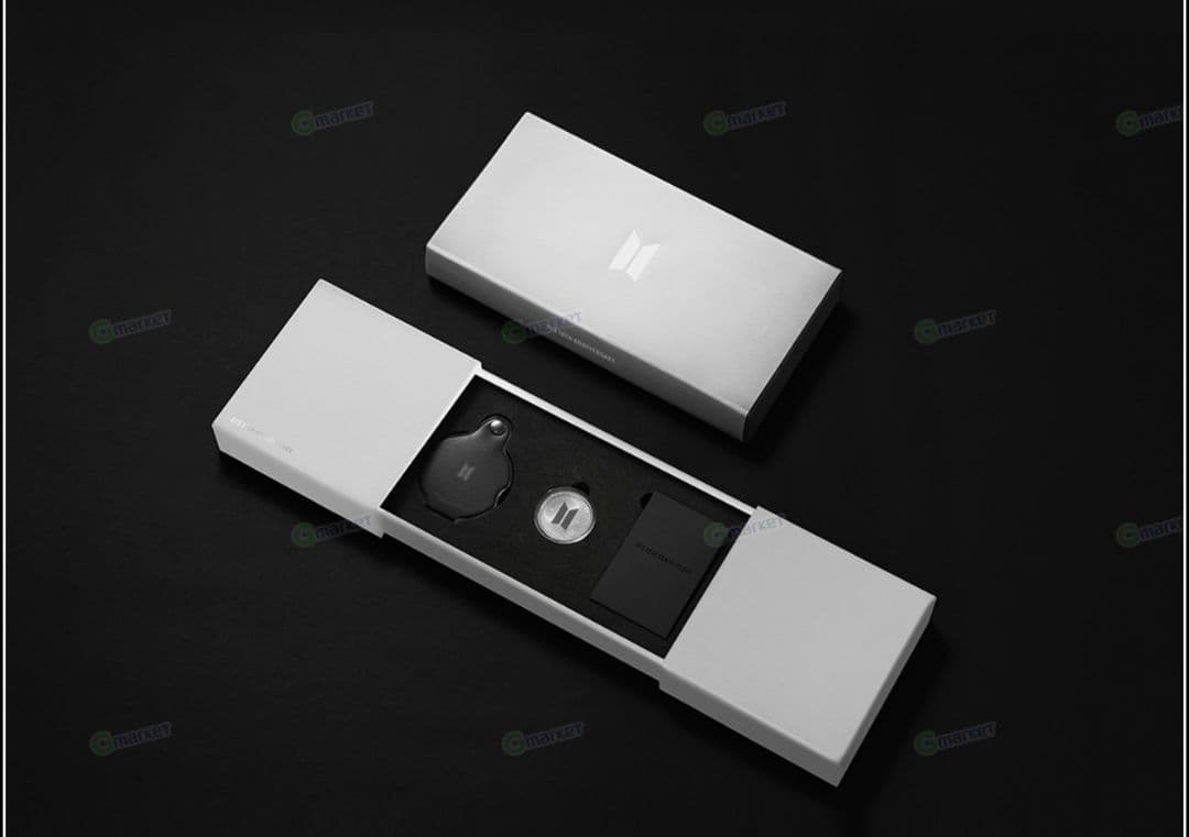 ✤BTS公式 10周年記念メダル「公式品」