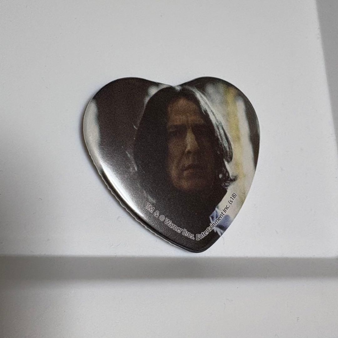 セブルス・スネイプ ハート缶バッジ ハリー・ポッター セブルス スネイプ 先生 ハート型 缶バッジ 2点