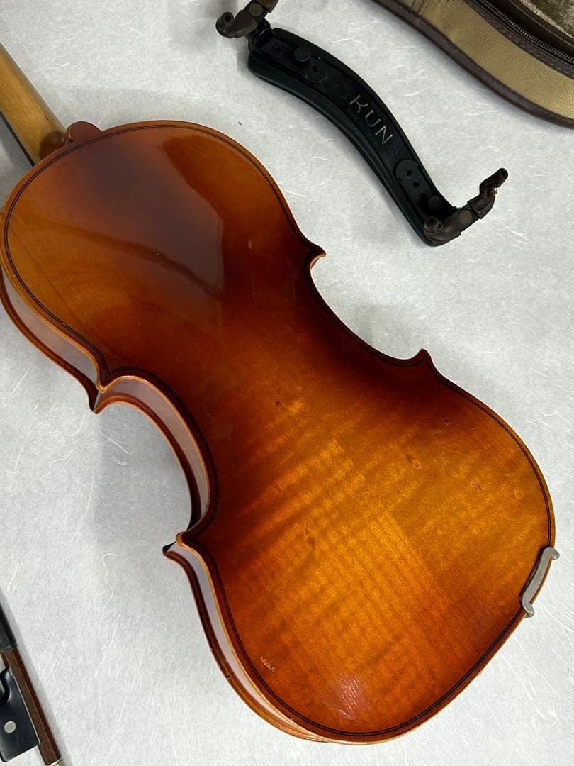 SUZUKI ヴァイオリン No.220 1/2 ケース,弓付き　1975