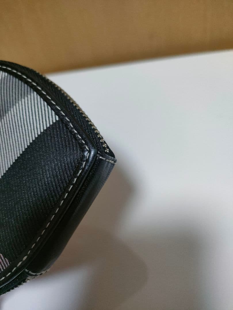 バーバリー　ブルーレーベル　ケース　ハート　小銭入れ　バッグチャーム